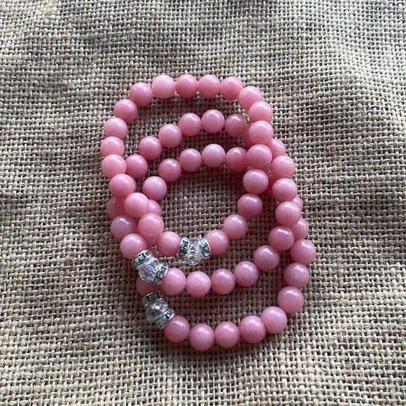 Natural rose quartz stackable‘s with a crystal & spacers Stretch alot 3 - Picture 10 of 11